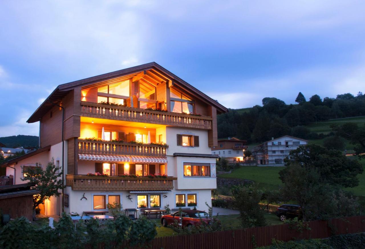 Haus Sonnegg Sonnenuntergang Apartment Laion Ngoại thất bức ảnh